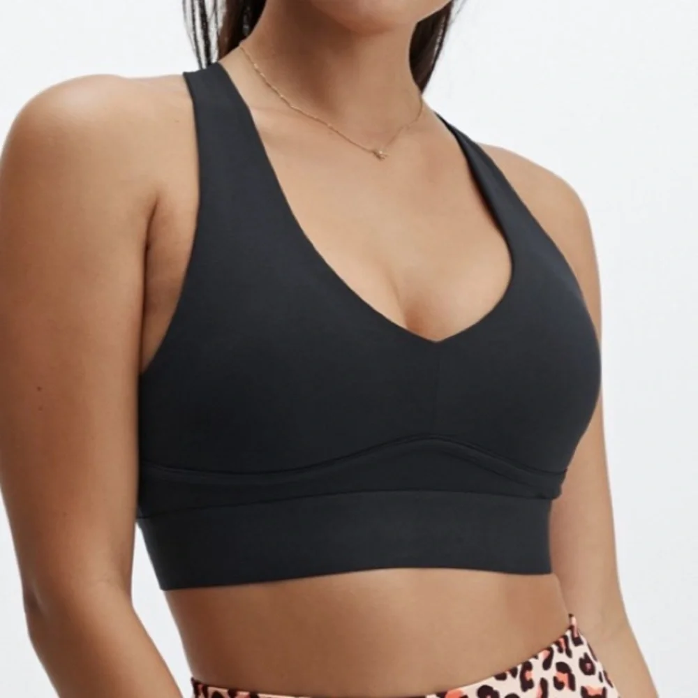 Fabletics All Day, Every Day Bra - Picture 4 of 6